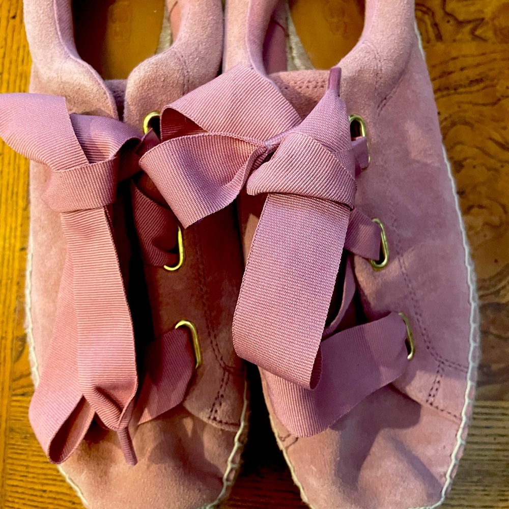 Mauve UGGs